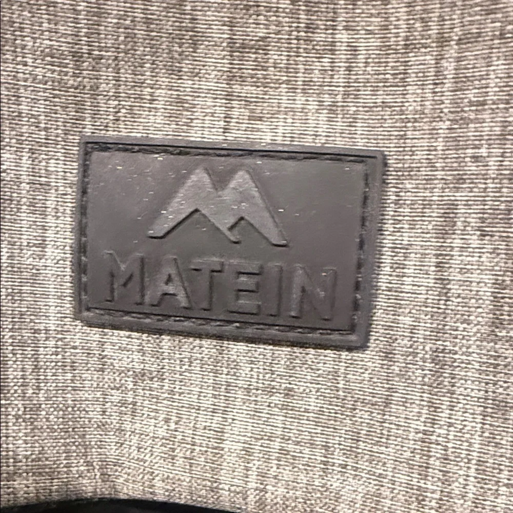 Matein Charcoal Backpack - Picture 2 of 2